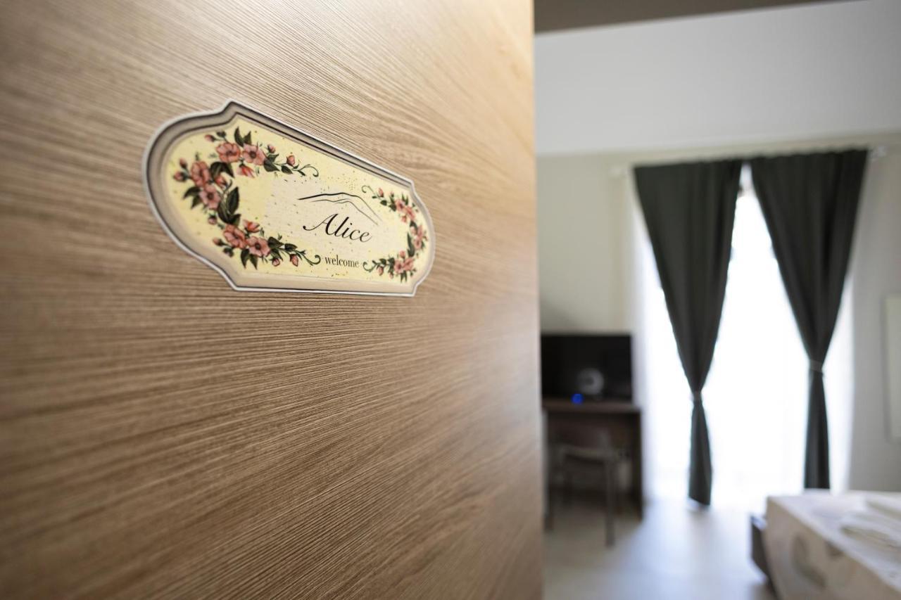 Catania Center B&B Bagian luar foto